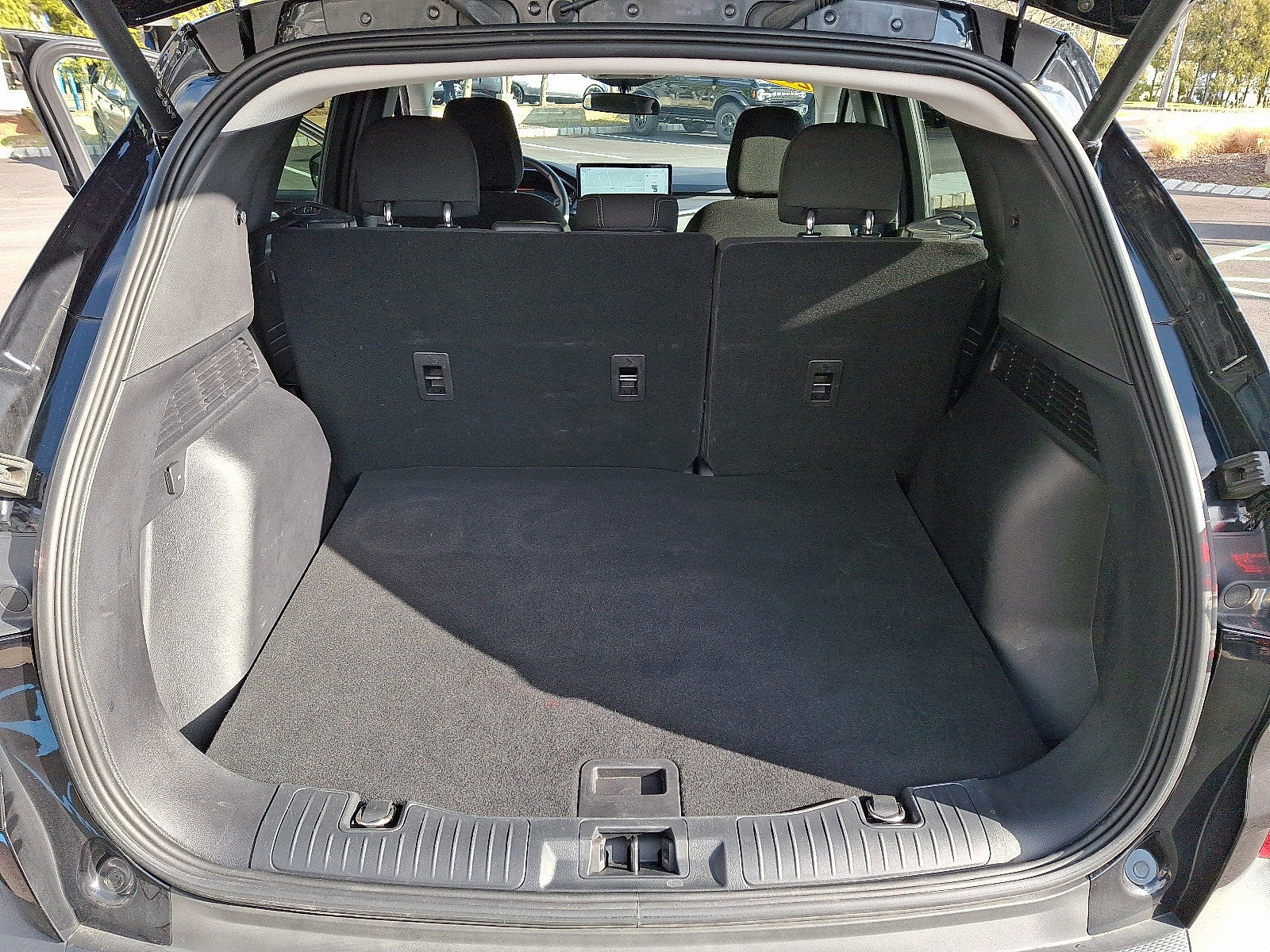 Used 2023 Ford Escape Active w/ Tech Pack #2 image 28