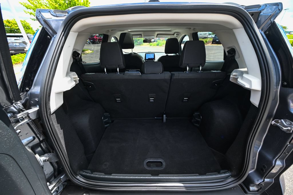 Used 2021 Ford EcoSport SE AWD/4WD image 17