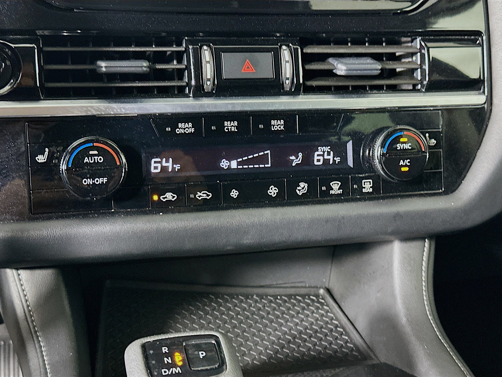 Used 2025 Nissan Pathfinder SV AWD/4WD image 23