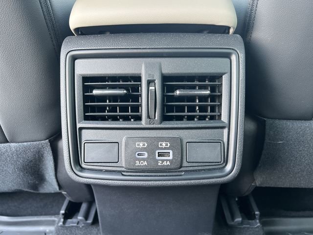 Used 2026 Subaru Forester Premium image 30