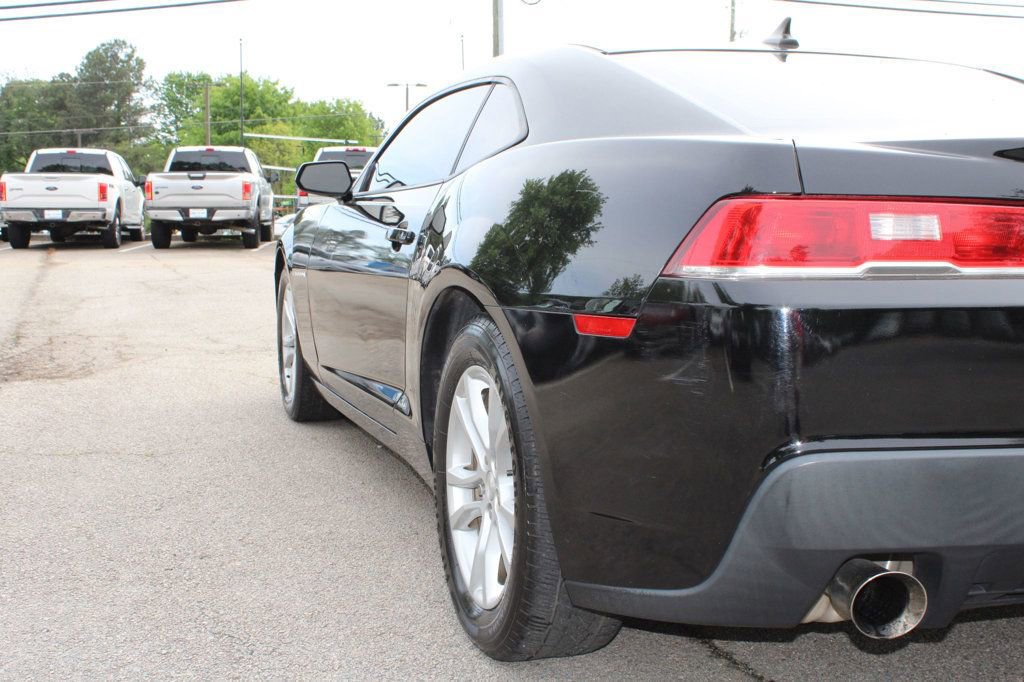 Used 2015 Chevrolet Camaro LS RWD image 27