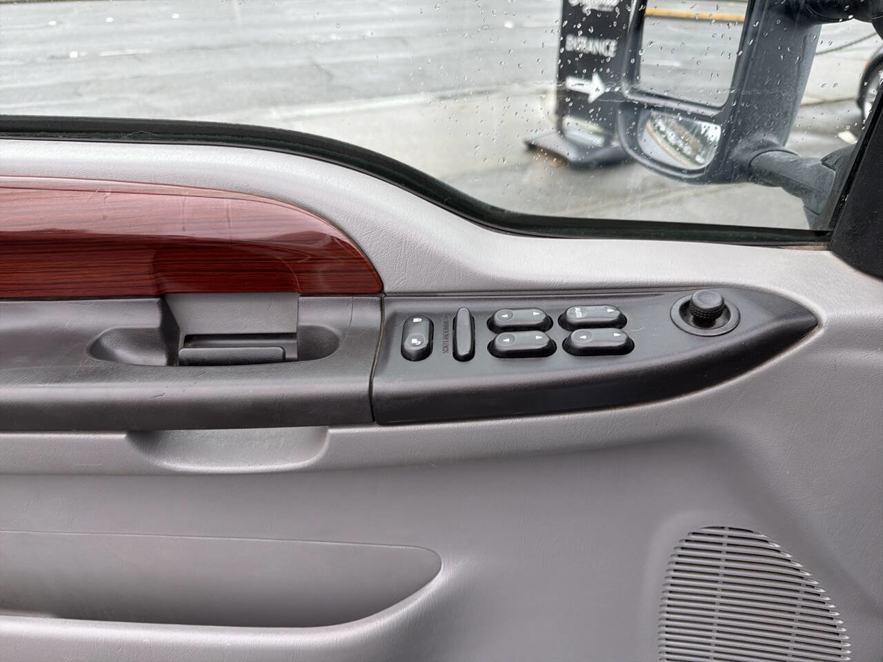 Used 2007 Ford F350 Lariat AWD/4WD image 34