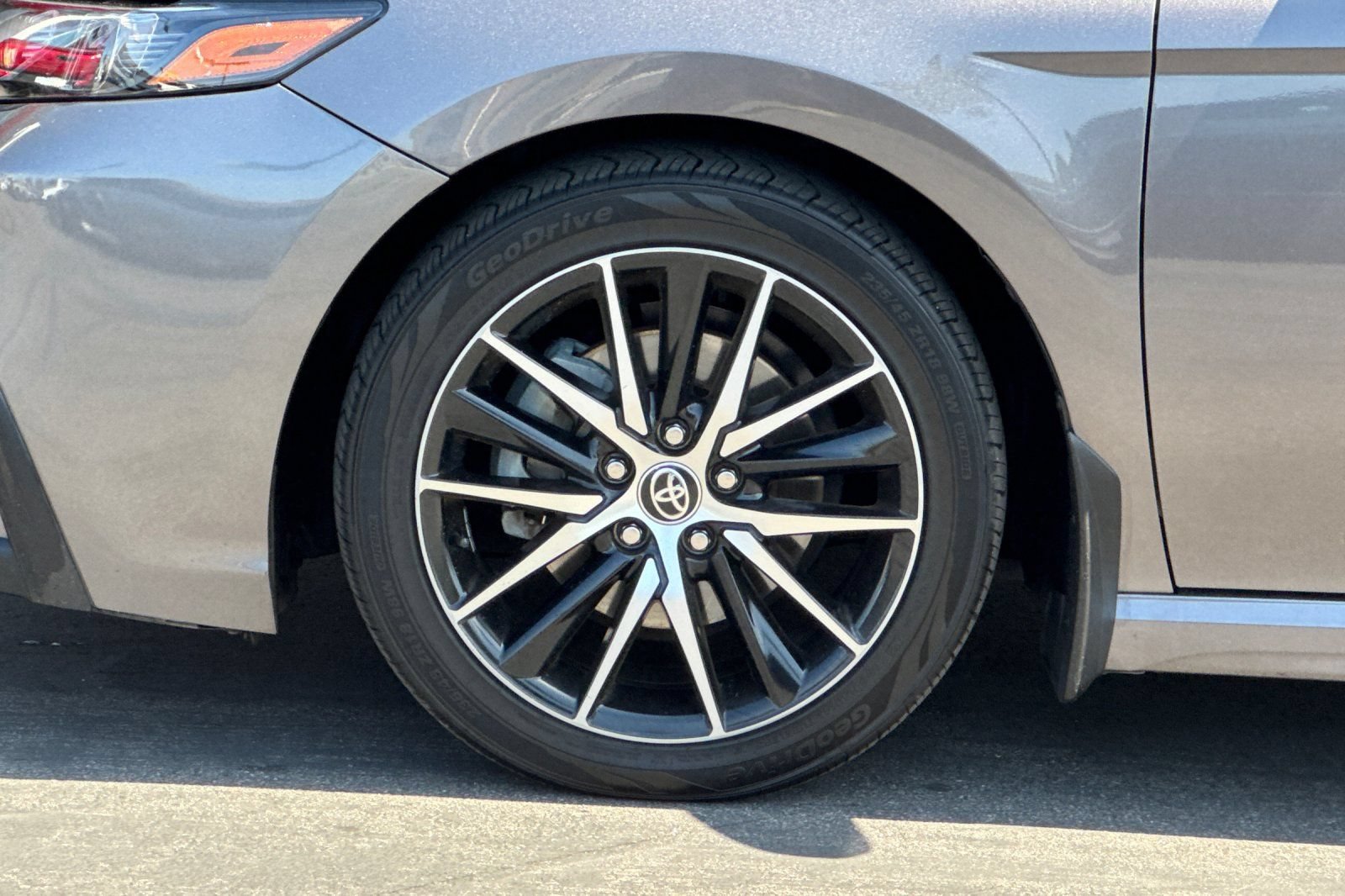 Certified 2022 Toyota Camry SE FWD image 34