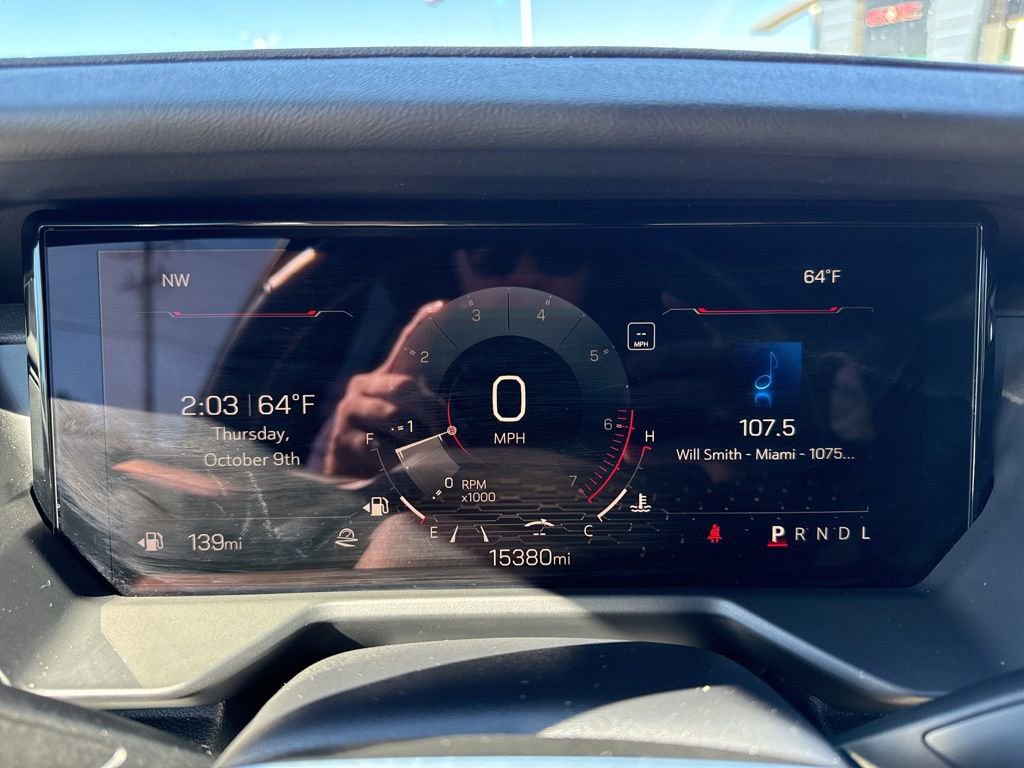 Used 2025 GMC Acadia Elevation FWD image 25