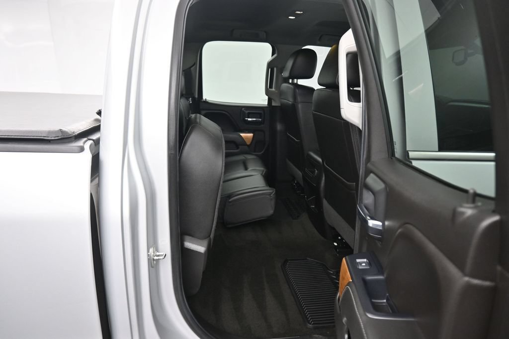 Used 2018 Chevrolet Silverado 2500 LTZ w/ LTZ Plus Package AWD/4WD image 38