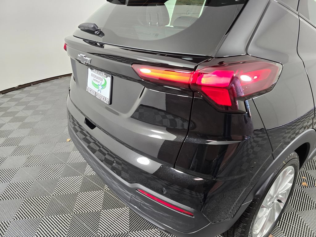 New 2027 Chevrolet Bolt LT w/ Comfort Package FWD image 15