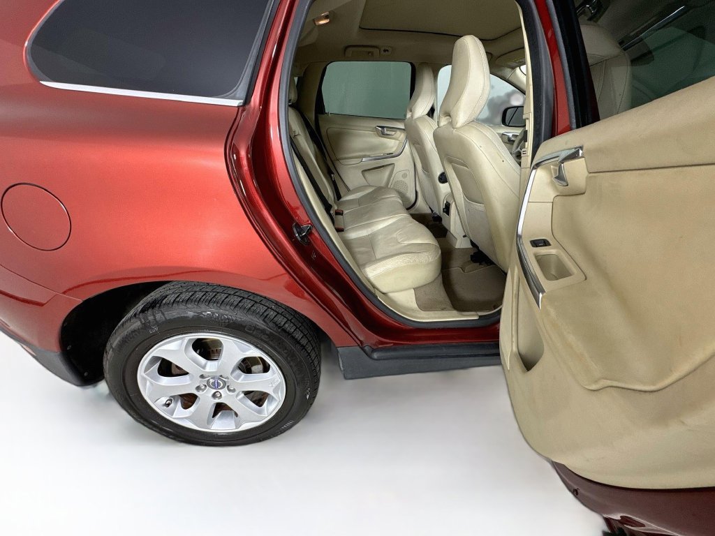 Used 2013 Volvo XC60 3.2 FWD image 30