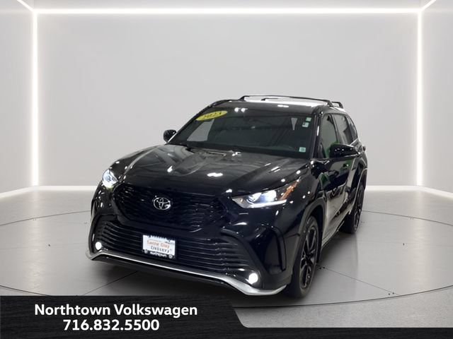 Used 2023 Toyota Highlander XSE
