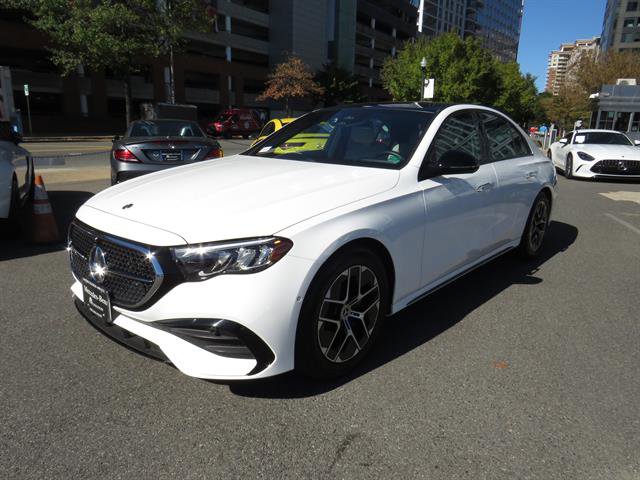 Used 2025 Mercedes-Benz E 350 4MATIC Sedan image 1