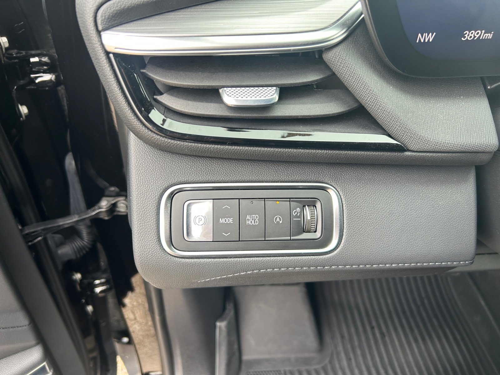 New 2026 Buick Enclave Preferred w/ Power Package image 28