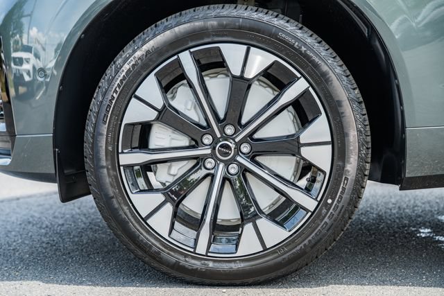 New 2026 Volvo XC60 T8 Plus w/ Climate Package AWD/4WD image 17