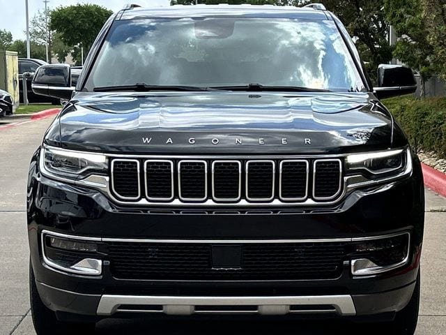 Used 2022 Jeep Wagoneer Series II RWD image 7