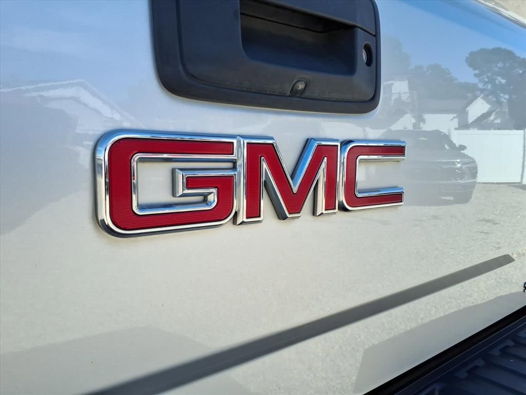 Used 2017 GMC Sierra 1500 SLT w/ SLT Premium Package image 31