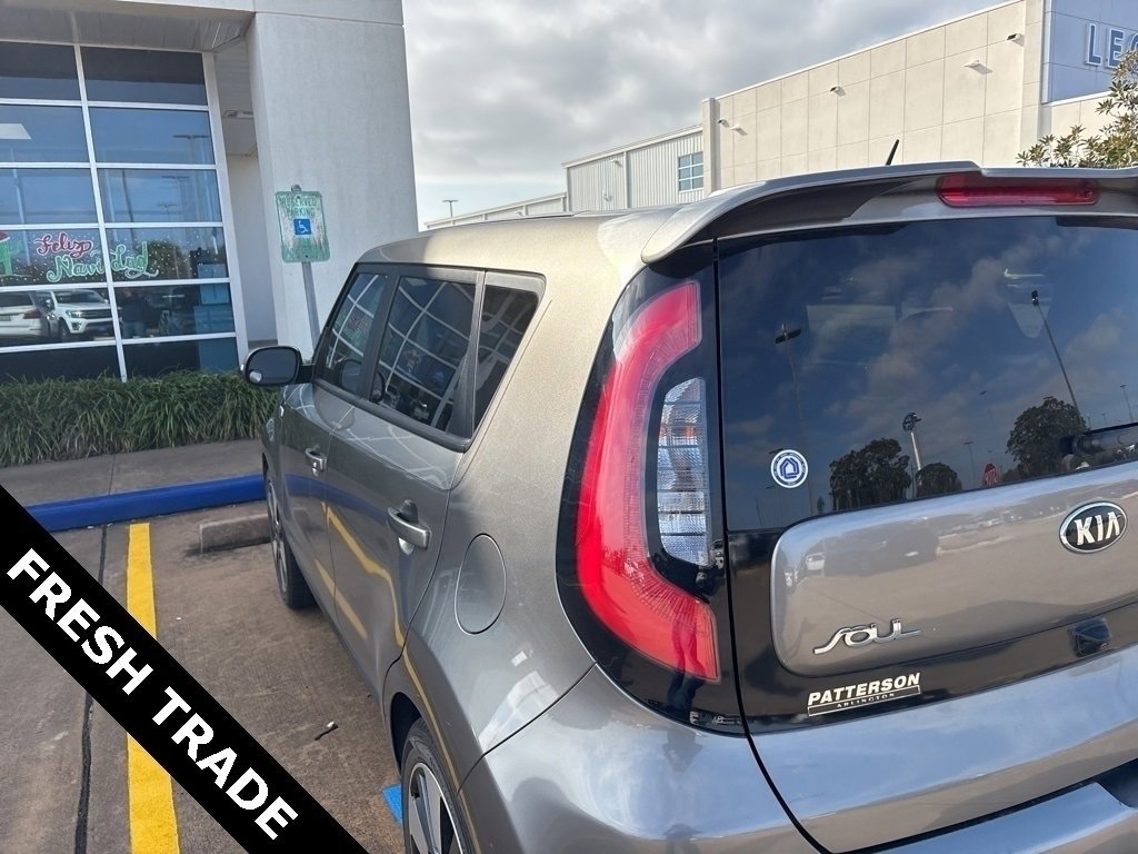 Used 2016 Kia Soul ! w/ Premium Package image 10