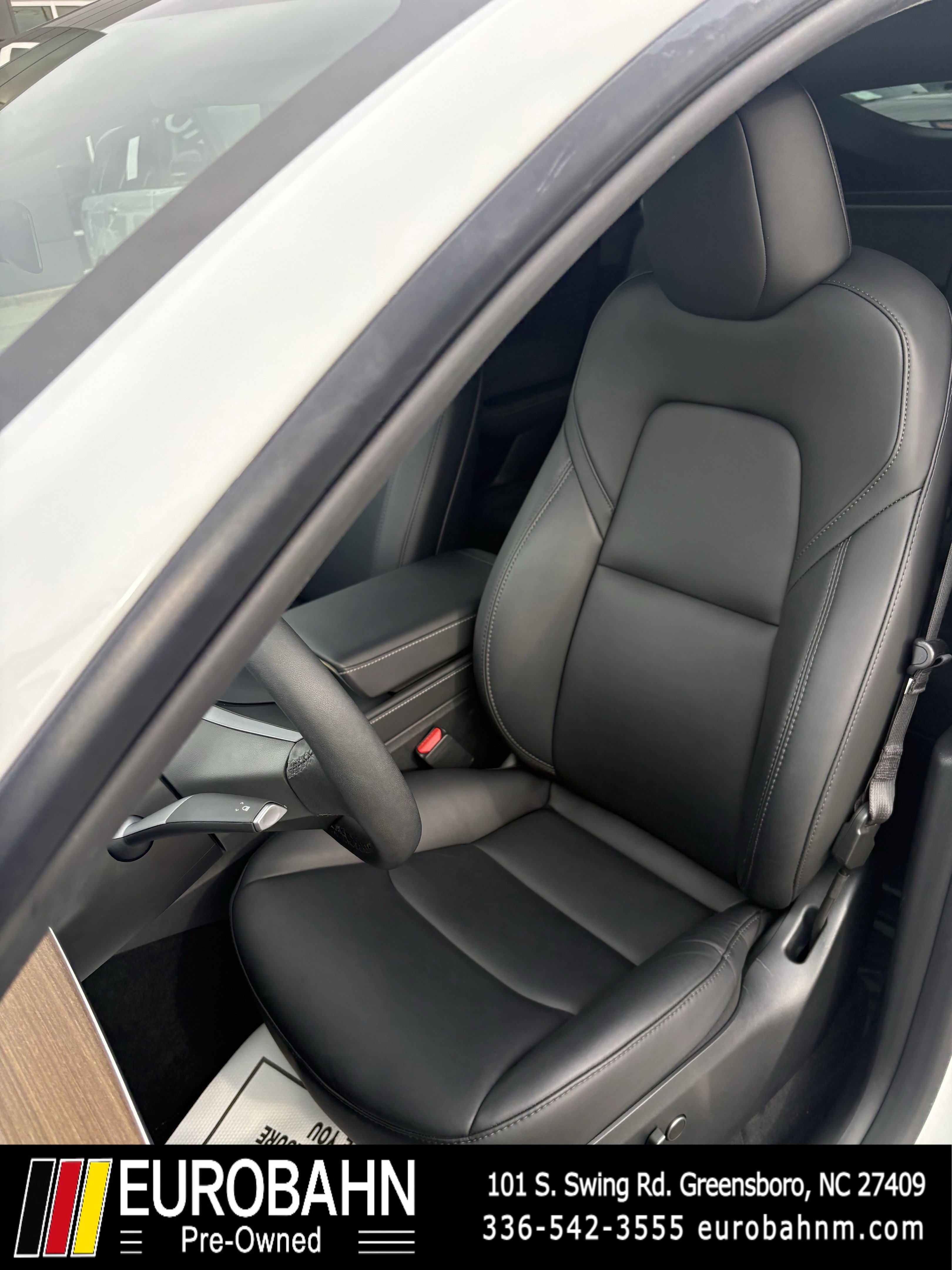 Used 2024 Tesla Model Y Performance image 4