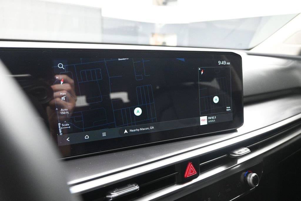 Used 2025 Kia Sorento S w/ Panoramic Sunroof Package FWD image 11