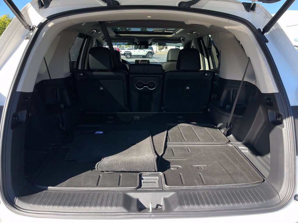 Certified 2025 Honda Pilot Touring image 41