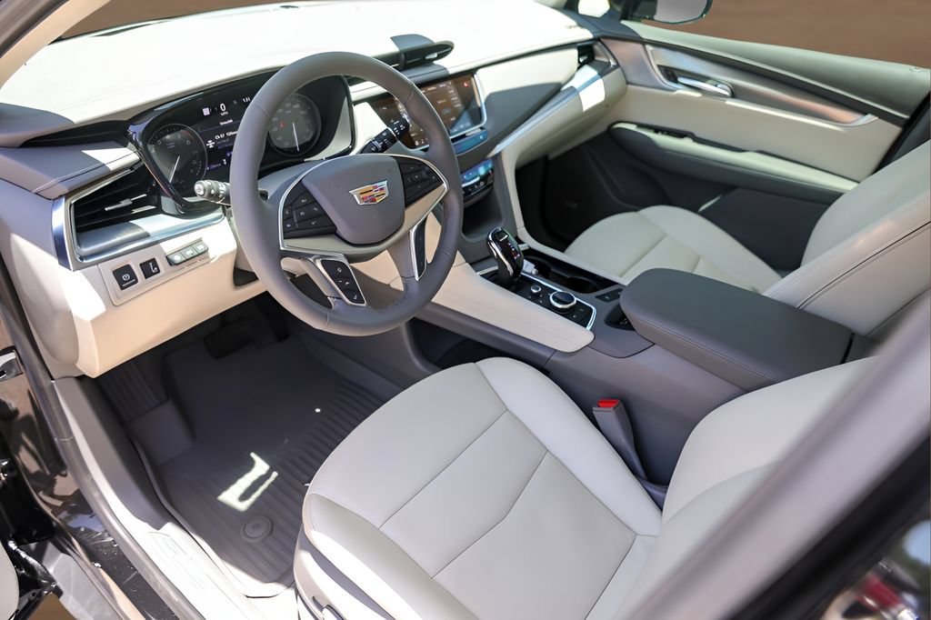 Certified 2026 Cadillac XT5 Premium Luxury w/ Driver Assist Package FWD image 10