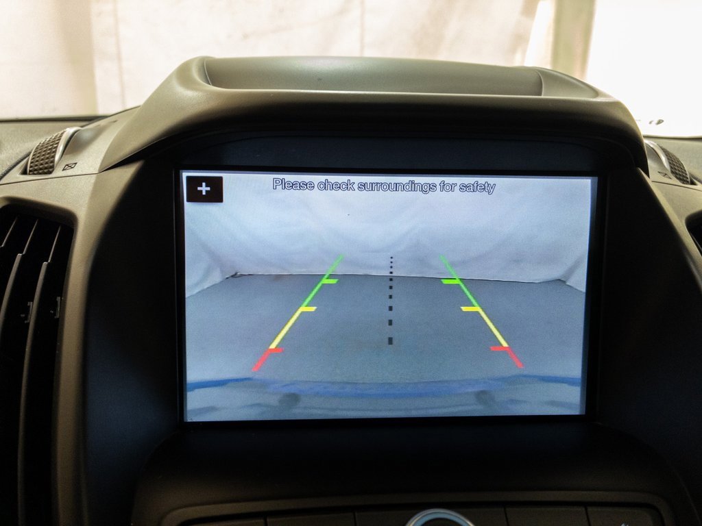 Used 2019 Ford Escape SE image 19