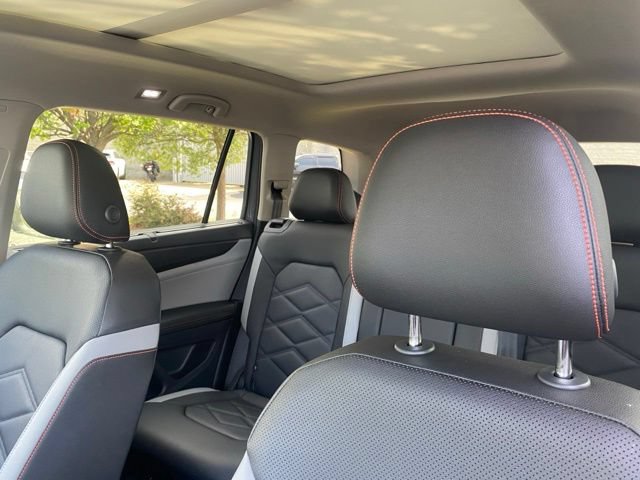 Used 2026 Volkswagen Atlas Peak Edition AWD/4WD image 6