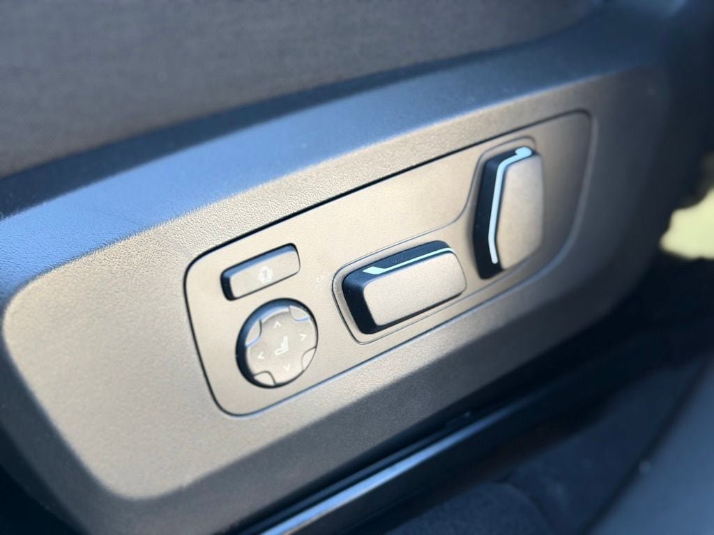 New 2026 BMW X3 xDrive30 w/ Premium Package image 15