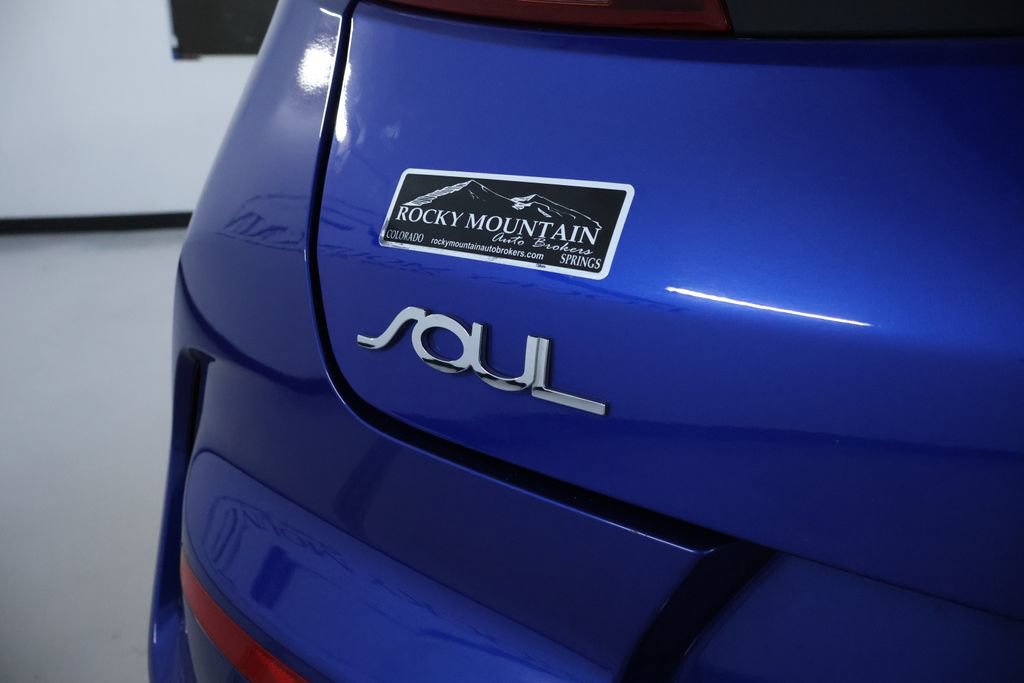 Used 2021 Kia Soul GT-Line FWD image 10
