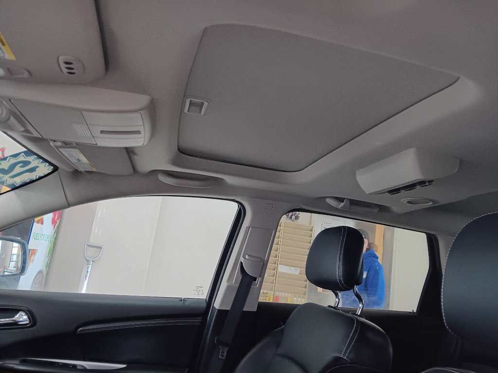 Used 2012 Dodge Journey Crew w/ Flexible Seating Group image 9
