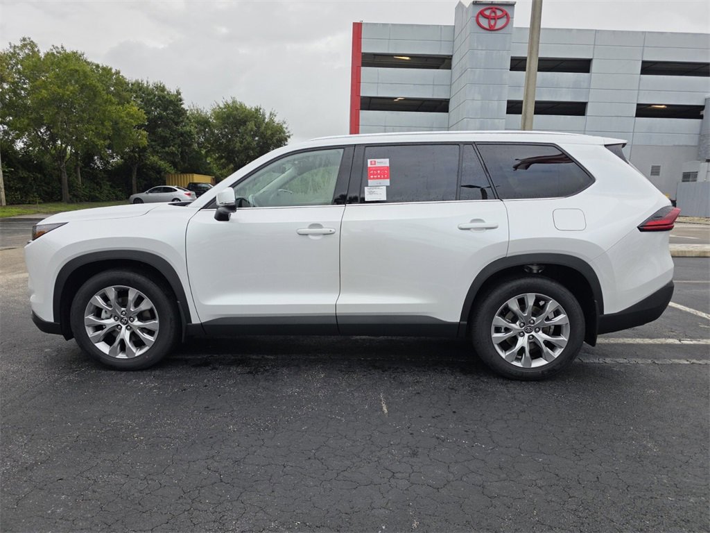 New 2026 Toyota Grand Highlander Limited image 8