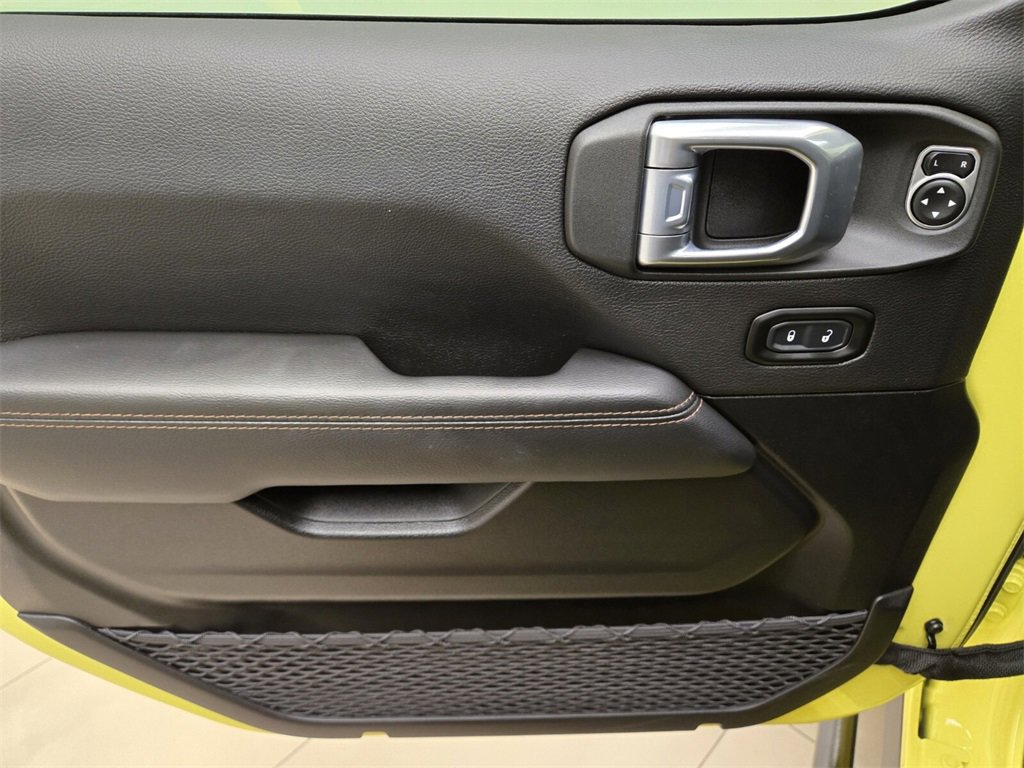 Used 2023 Jeep Wrangler Unlimited Rubicon 392 w/ Xtreme Recon 35" Tire Package image 29