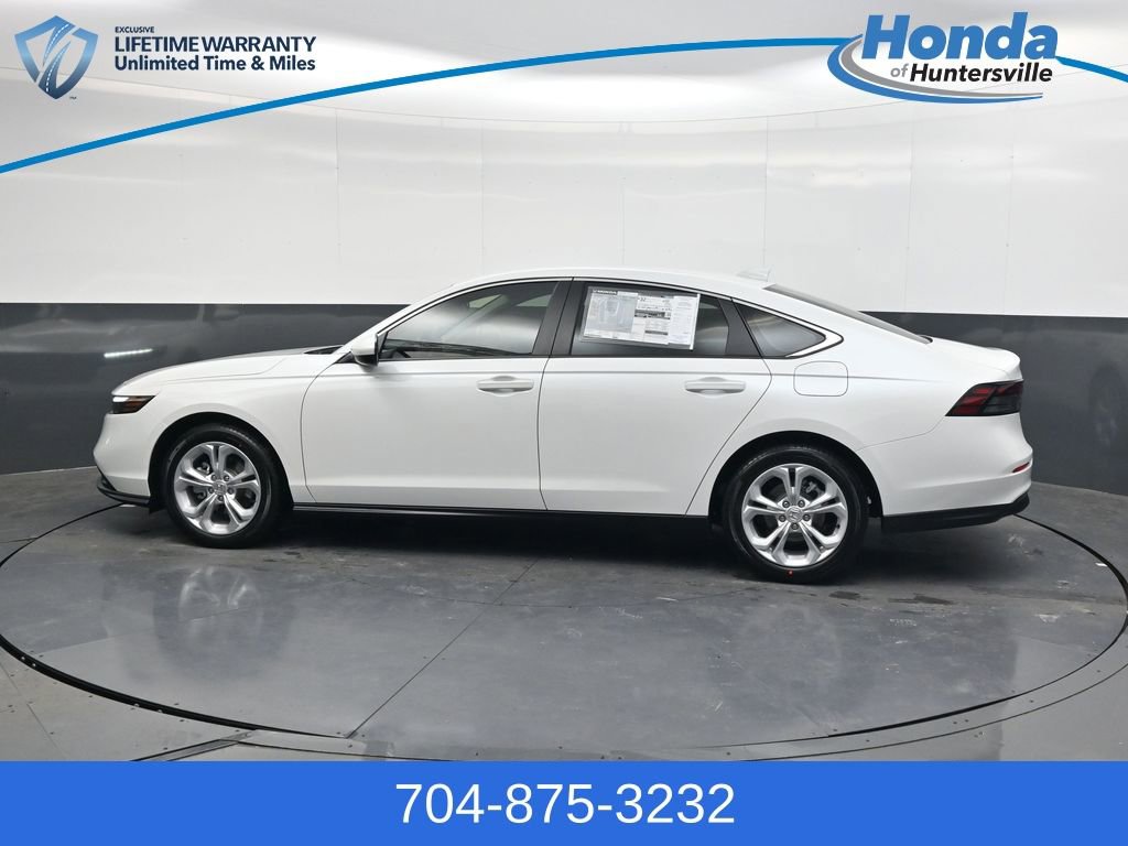 New 2026 Honda Accord LX image 9