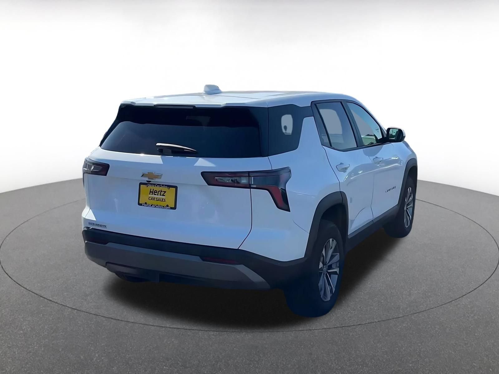 Used 2025 Chevrolet Equinox LT FWD image 13