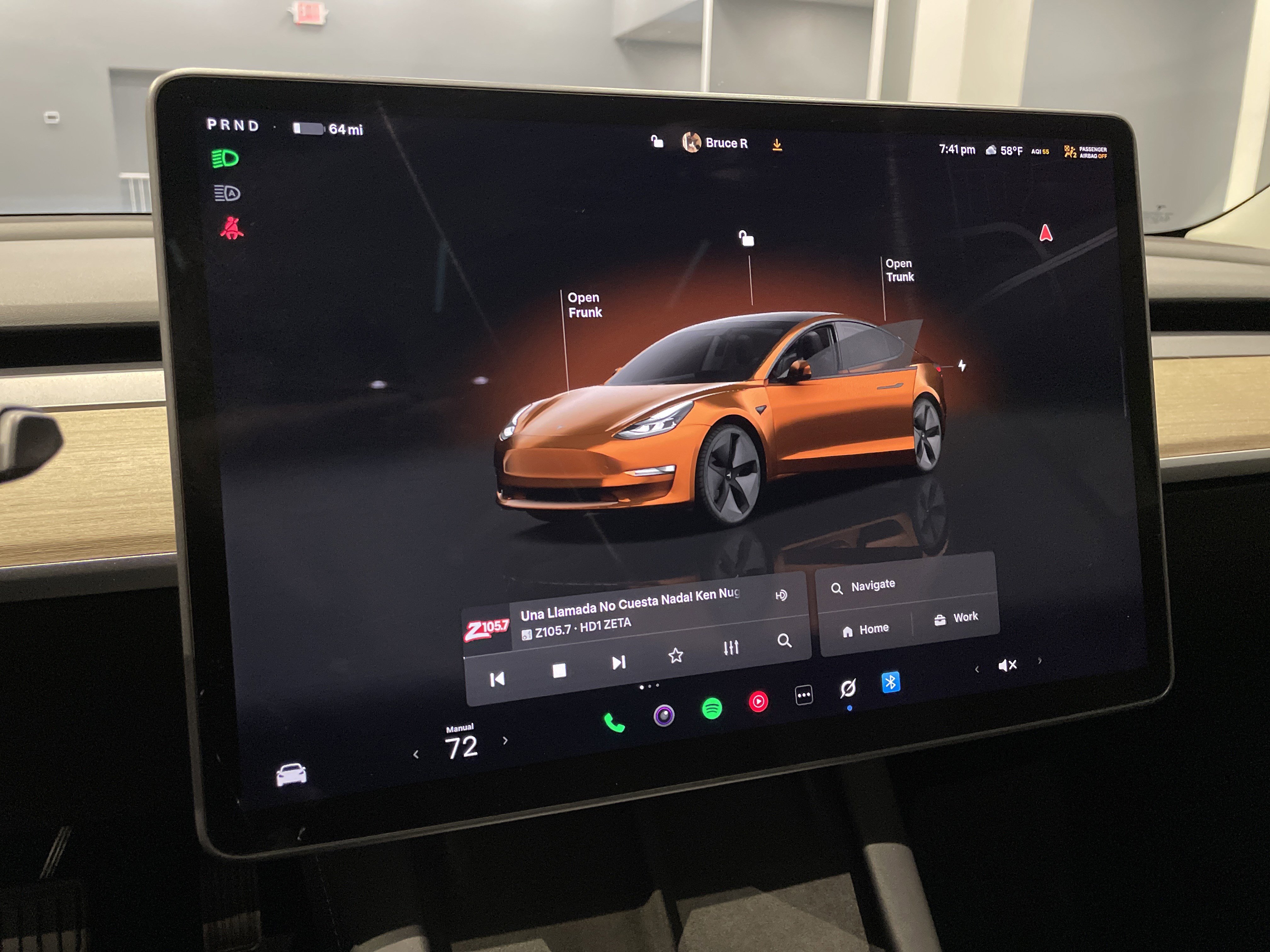 Used 2023 Tesla Model 3 Standard Range image 22