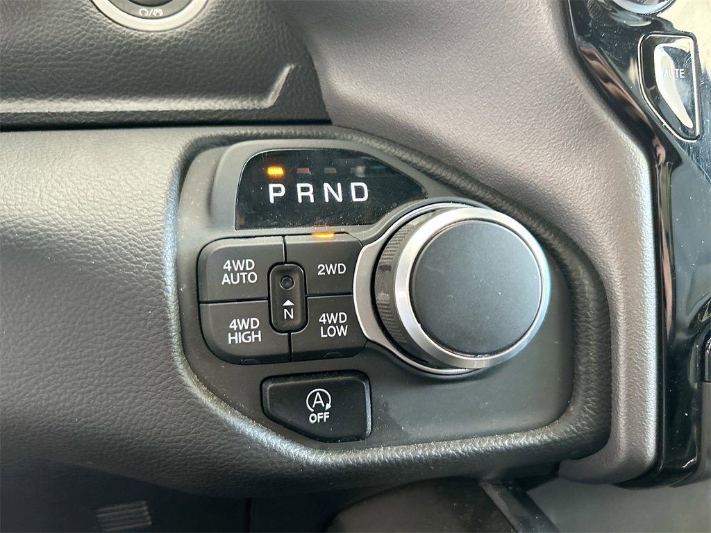 Used 2025 RAM 1500 Big Horn image 31
