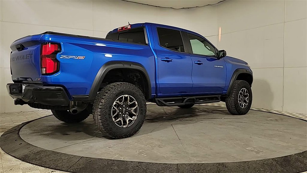 Certified 2024 Chevrolet Colorado ZR2 w/ ZR2 Convenience Package III image 6