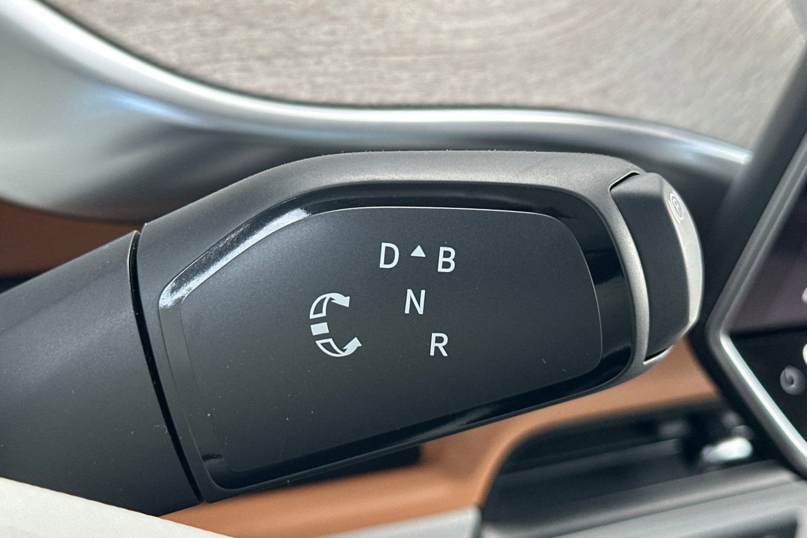 New 2025 Volkswagen ID. Buzz 1st Edition image 21