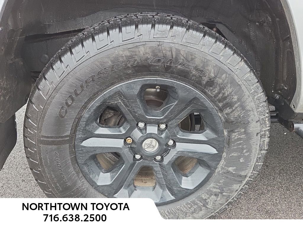 Used 2019 Toyota 4Runner SR5 image 13