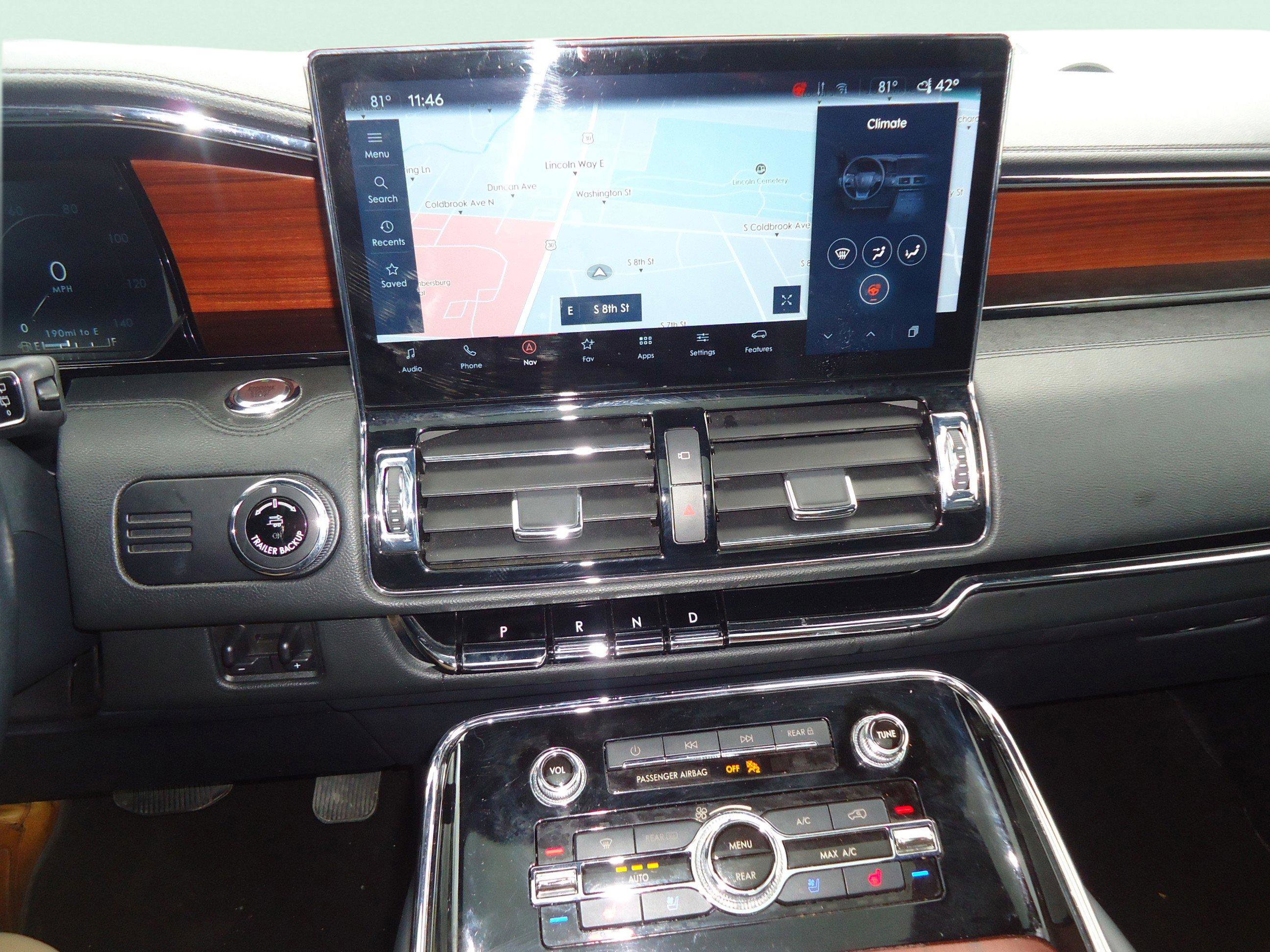 Used 2023 Lincoln Navigator Reserve AWD/4WD image 15
