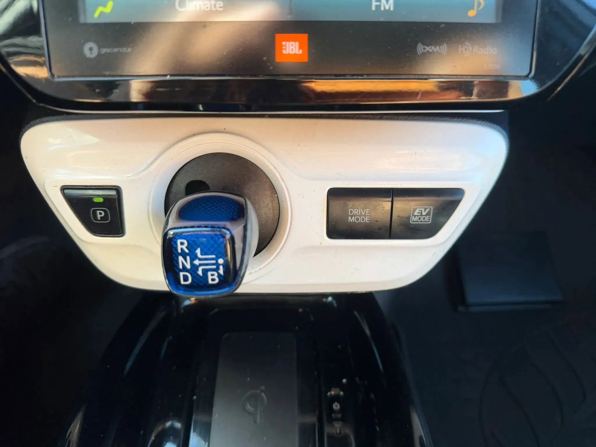 Used 2018 Toyota Prius Four w/ Advanced Technology Package FWD image 18