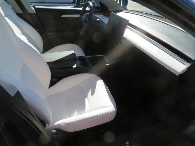 Used 2023 Tesla Model 3 Standard Range image 13