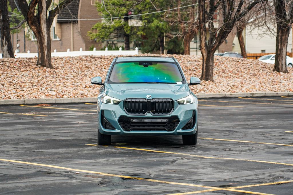 Used 2024 BMW X1 xDrive28i w/ Premium Package image 2