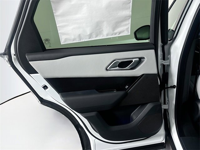 Used 2026 Land Rover Range Rover Velar Dynamic SE image 24