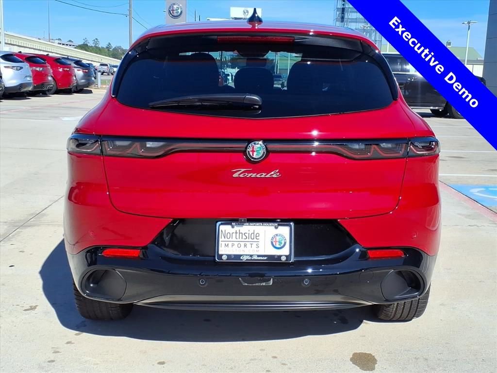 New 2025 Alfa Romeo Tonale AWD/4WD image 8
