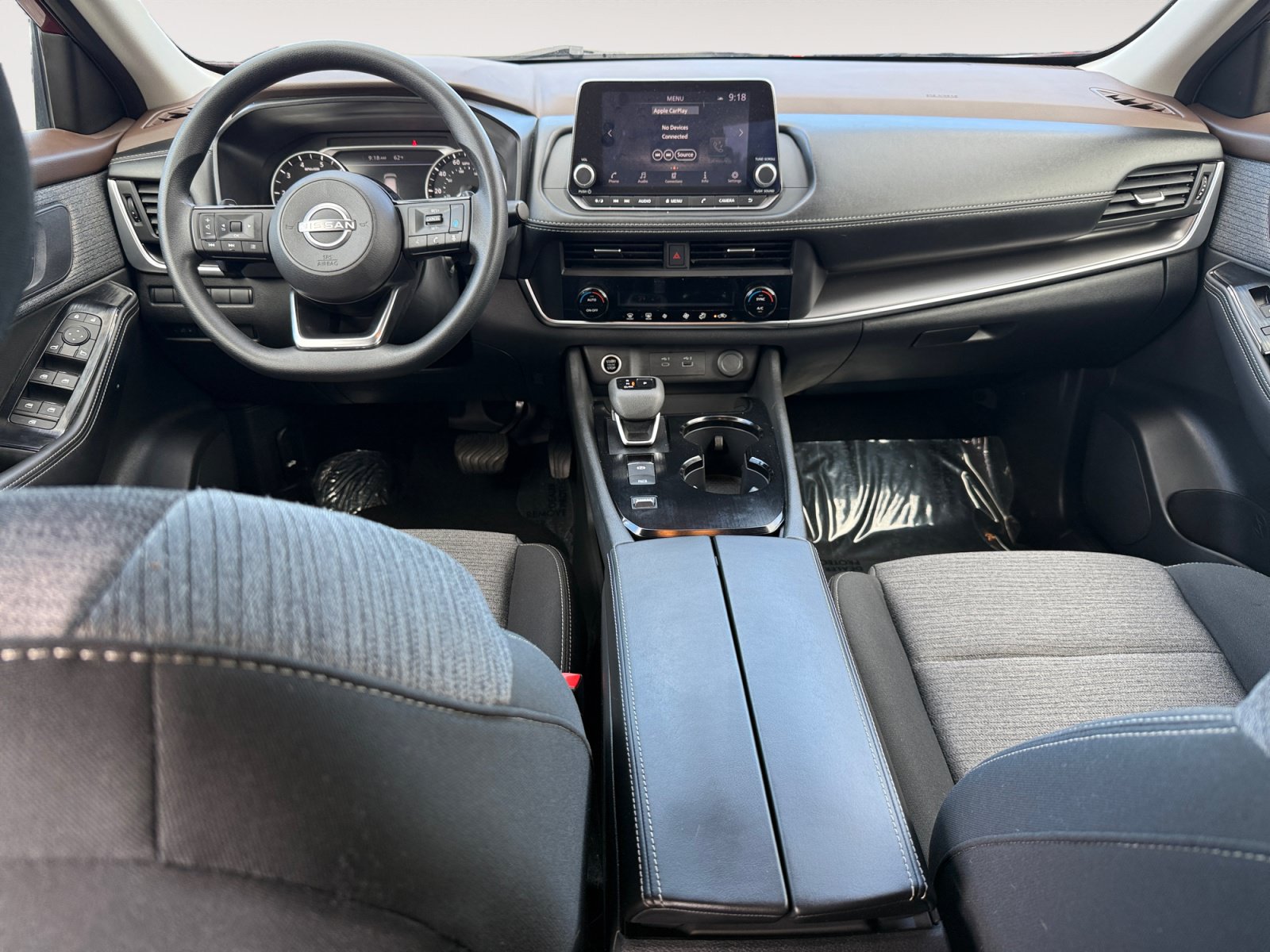 Used 2023 Nissan Rogue SV FWD image 15