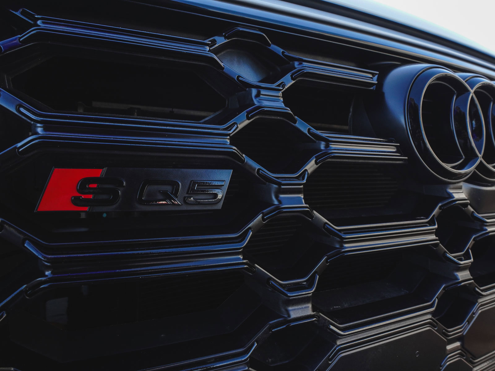 Used 2023 Audi SQ5 Premium Plus w/ Premium Plus Package image 45