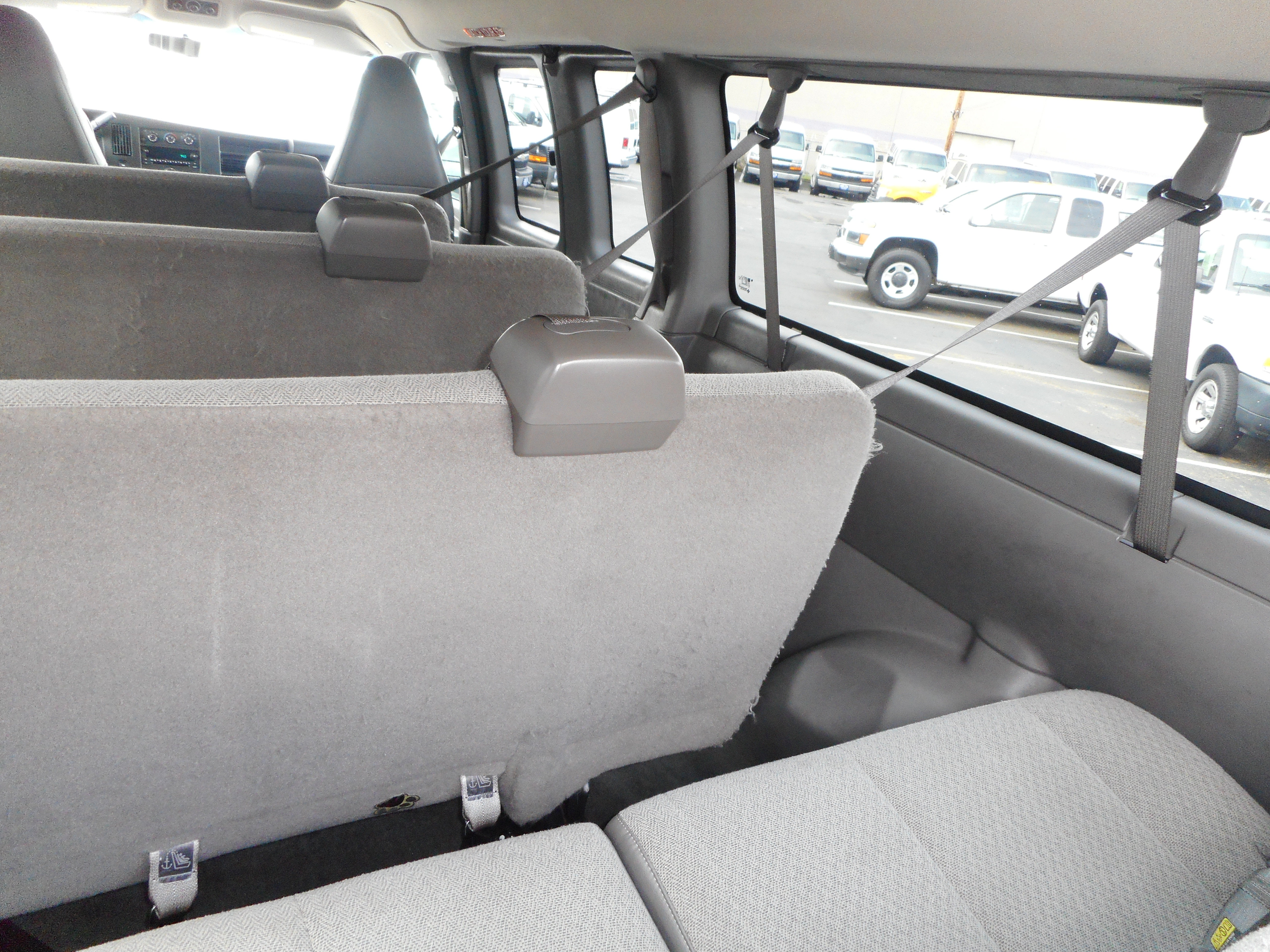 Used 2016 Chevrolet Express 3500 LT w/ LT Preferred Equipment Group RWD image 19