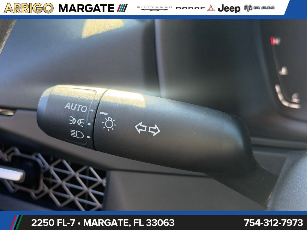 Used 2025 Honda Accord SE image 32