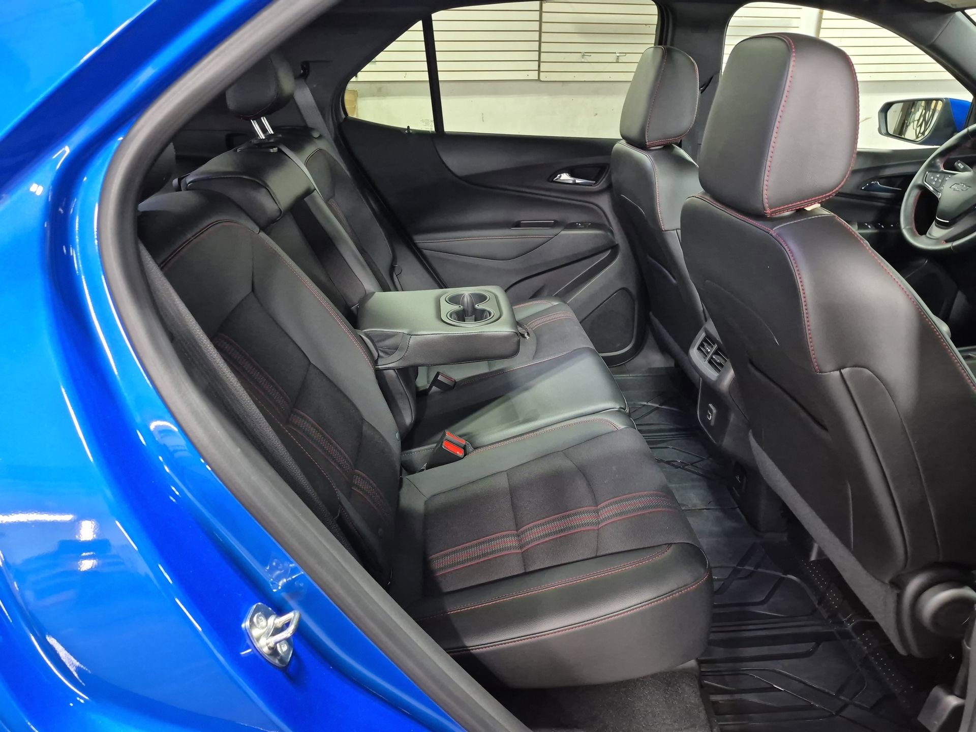Certified 2024 Chevrolet Equinox RS AWD/4WD image 28