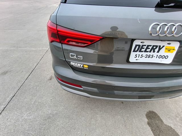Used 2020 Audi Q3 2.0T Premium w/ Convenience Package image 6