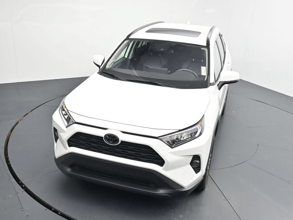 Used 2019 Toyota RAV4 XLE Premium w/ Cold Weather Package AWD/4WD image 29