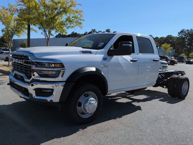 New 2026 RAM 4500 4x4 Crew Cab DRW image 7
